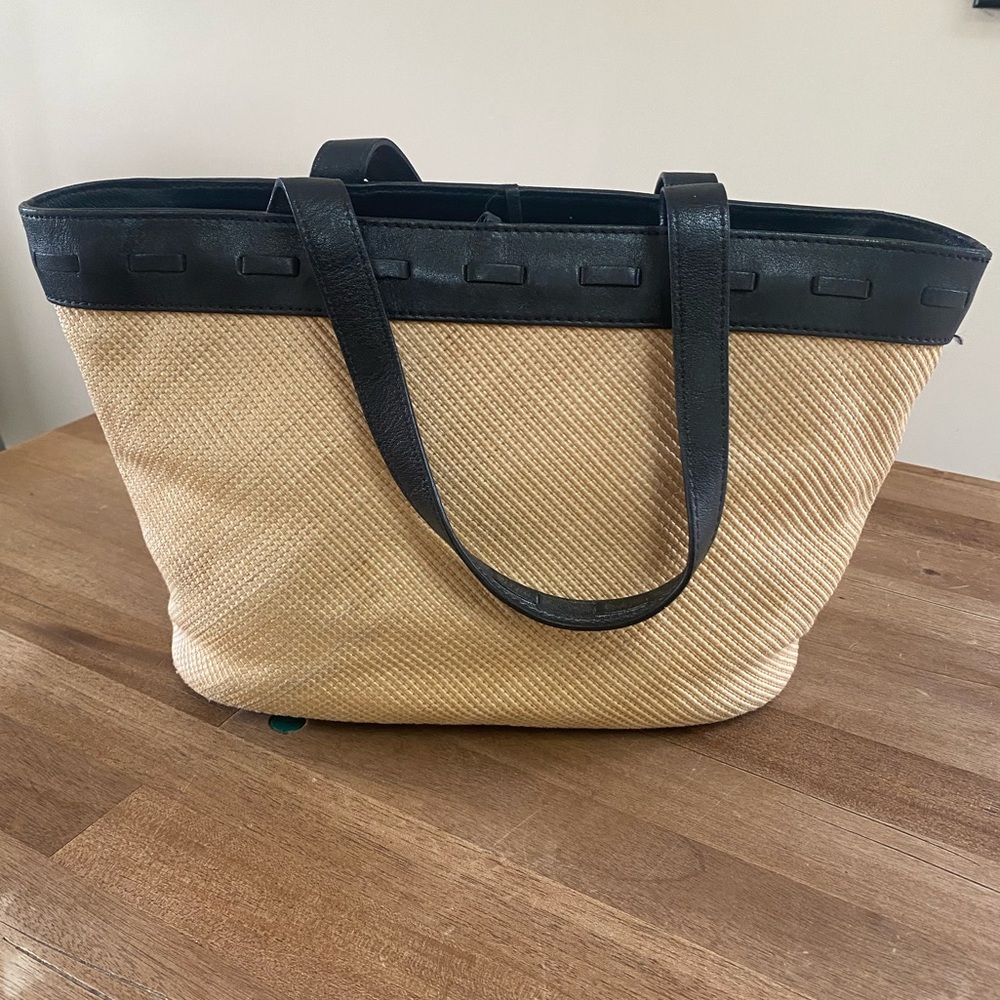 Beautiful Cole Haan spring/summer bag.